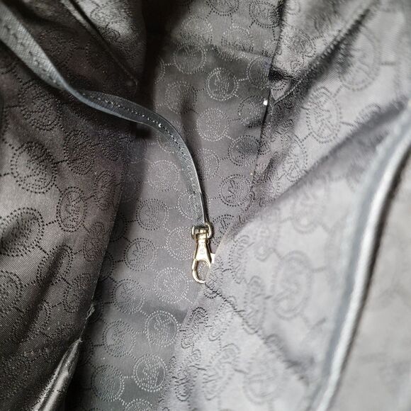 Michael Kors Sutton Selma Saffiano Leather Black Hand Bag 30S4GTVS6L - Picture 7 of 15